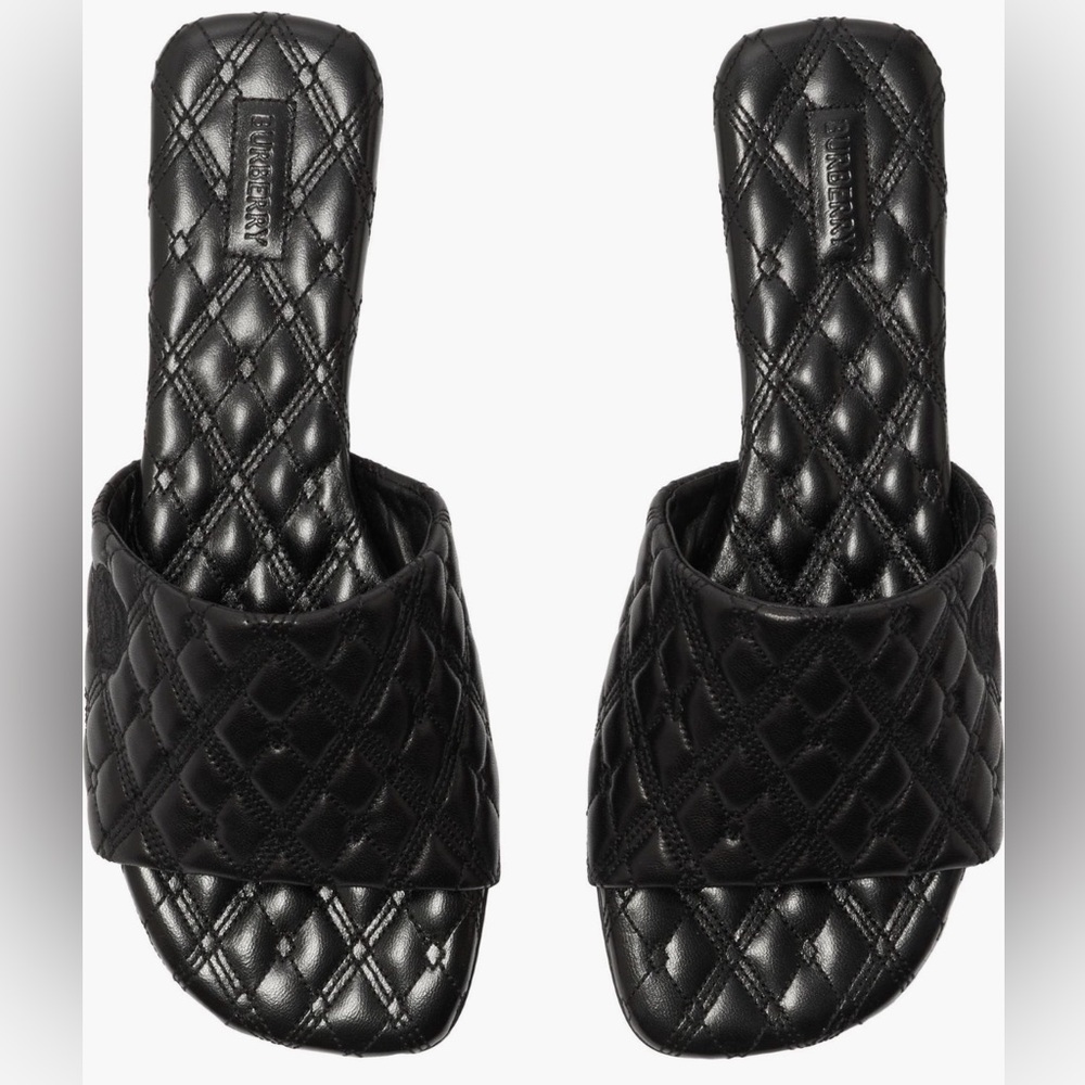 Burberry Quilted Slide Sandal. Ladies 8.5 - Picture 4 of 16